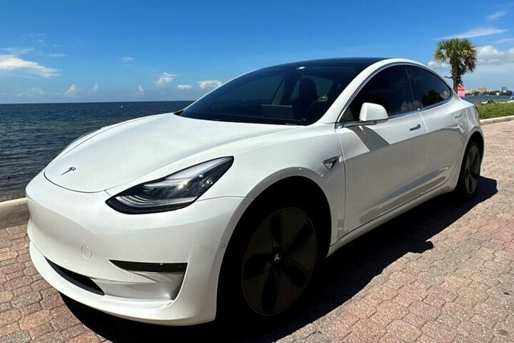 Miami Private Tesla Tour with local driver-guide - Photo 1 of 14